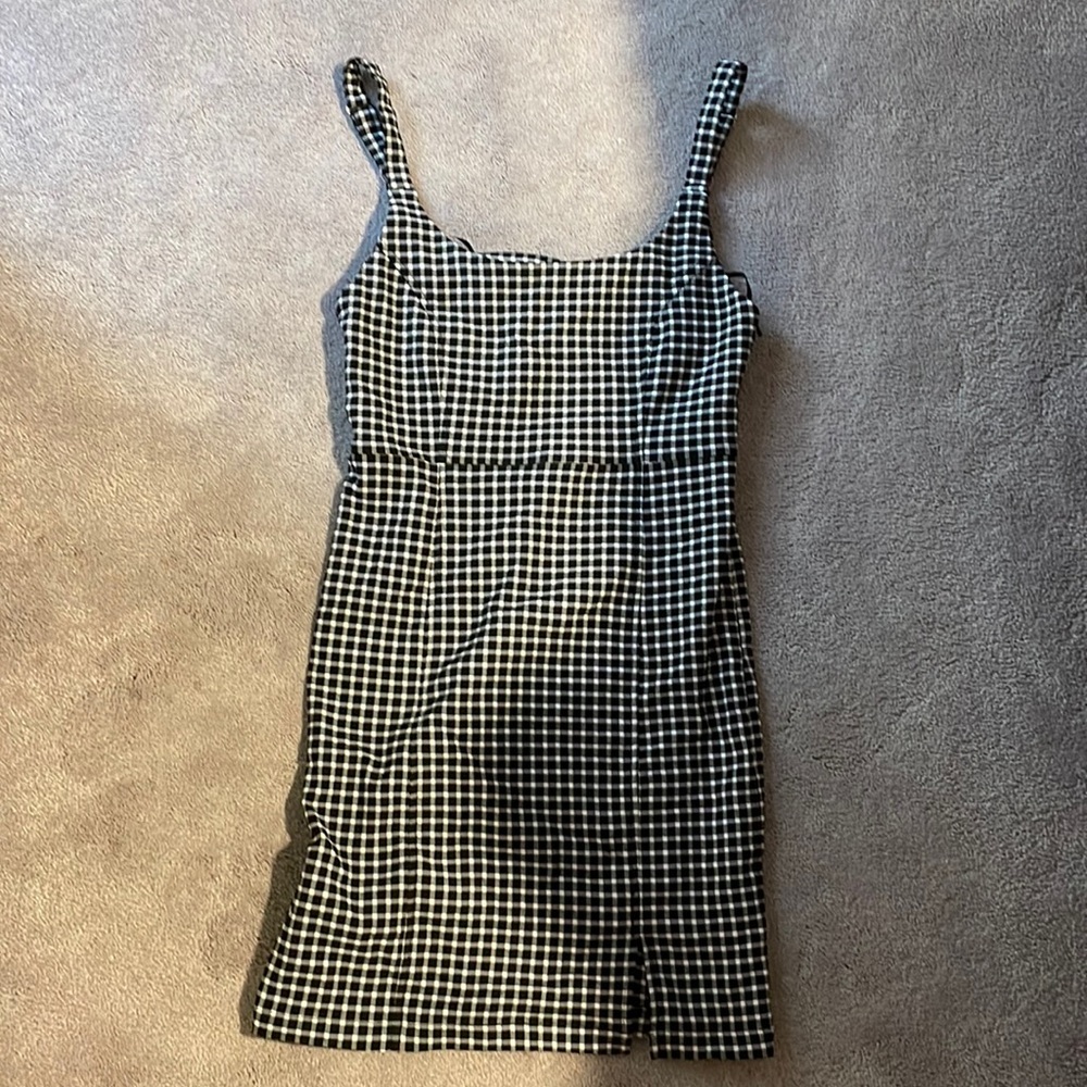 Small F21 black white dress plaid